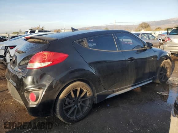✅ 2013 Hyundai Veloster Turbo • VIN: KMHTC6AE3DU107829 • Lot: 85569024. Wystawiony na Copart z przebiegiem 108 396 mil. Bezpłatny archiwum sprzedaży aukcyjnych z USA i szczegółowy raport historii pojazdu na DreamBid. Zdjęcie 3.