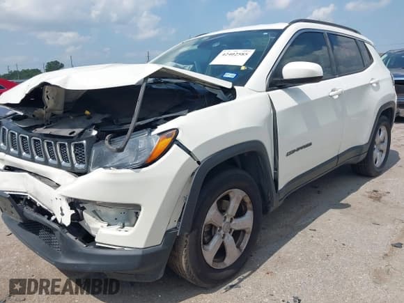 ✅ 2018 Jeep Compass Altitude • VIN: 3C4NJCBB1JT151808 • Lot: 42402585. Listed on IAAI with 145,422 mi. Free auction sales archive from the USA and detailed vehicle history report at DreamBid. Image 16.