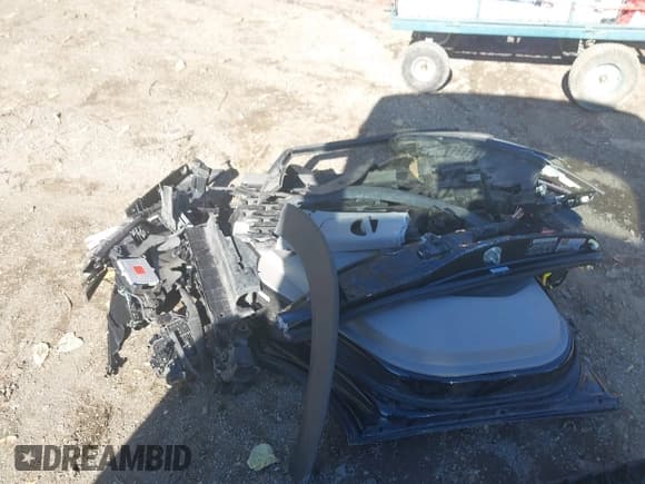 ✅ 2020 Hyundai Tucson Limited • VIN: KM8J33AL2LU148844 • Lot: 43501014. Listed on IAAI with 82,574 mi. Free auction sales archive from the USA and detailed vehicle history report at DreamBid. Image 12.