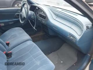 ✅ 1994 Ford Taurus GL • VIN: 1FALP57U4RG263732 • Lot: 43801365. Listed on IAAI with 141,636 mi. Free auction sales archive from the USA and detailed vehicle history report at DreamBid. Image 5.