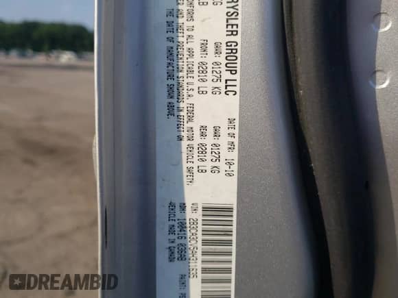 2010 Dodge Charger SXT z VIN 2B3CA3CV5AH311635, wystawiony jako Copart lot #60591954 z przebiegiem 82 301 mil mil oraz Szkoda całkowita • Salvage title. Historia ofert i sprzedaży dostępna na DreamBid. Obrazek 12.