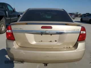 2005 Chevrolet Malibu LS z VIN 1G1ZT54805F285601, wystawiony jako Copart lot #75038064 z przebiegiem 463 039 mil mil oraz Szkoda całkowita • Salvage title. Historia ofert i sprzedaży dostępna na DreamBid. Obrazek 6.