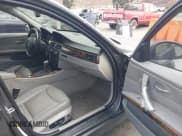 ✅ 2008 BMW 3 Series 328i • VIN: WBAVA33568KX84046 • Лот: 43247074. Опубликован ранее на IAAI с пробегом 143 927 миль. Бесплатный доступ к архиву аукционных продаж из США и подробный отчёт об истории автомобиля на DreamBid. Изображение 5.