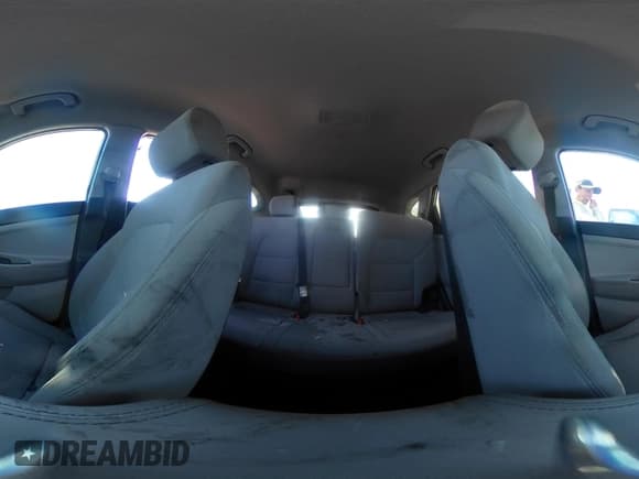 ✅ 2019 Hyundai Tucson SE • VIN: KM8J2CA47KU918983 • Лот: 41987807. Опубликован ранее на IAAI с пробегом 84 477 миль. Бесплатный доступ к архиву аукционных продаж из США и подробный отчёт об истории автомобиля на DreamBid. Изображение 24.