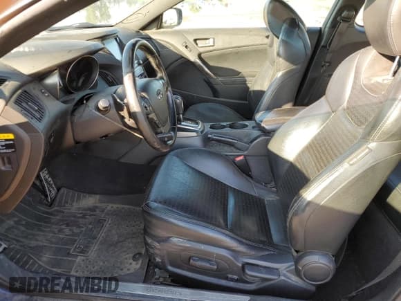 ✅ 2014 Hyundai Genesis Coupe Ultimate • VIN: KMHHU6KJ3EU118877 • Лот: 67144805. Опубликован ранее на Copart с пробегом 253 967 миль. Бесплатный доступ к архиву аукционных продаж из США и подробный отчёт об истории автомобиля на DreamBid. Изображение 7.