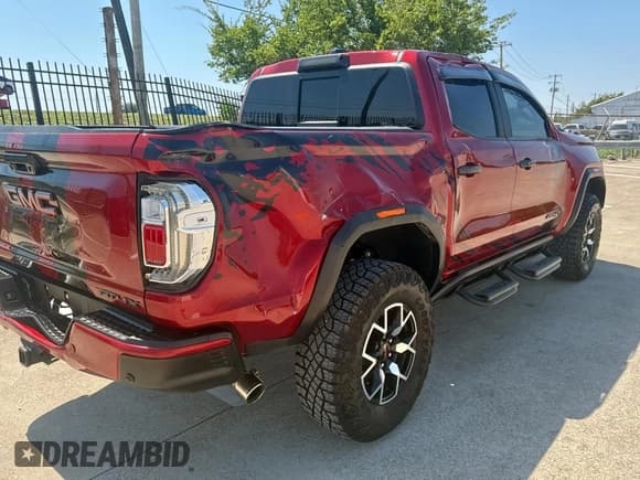 ✅ 2023 GMC Canyon 4WD AT4X • VIN: 1GTP6EEK9P1153310 • Лот: 80522335. Опубликован ранее на Copart с пробегом 11 750 миль. Бесплатный доступ к архиву аукционных продаж из США и подробный отчёт об истории автомобиля на DreamBid. Изображение 4.