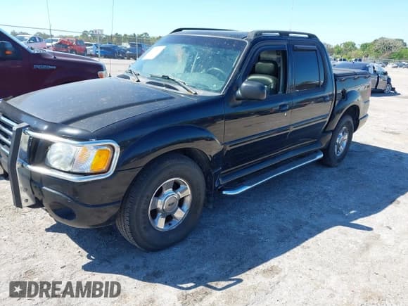 ✅ 2004 Ford Explorer Sport Trac XLS • VIN: 1FMZU77K24UC04174 • Lot: 41770811. Wystawiony na IAAI z przebiegiem 222 118 mil. Bezpłatny archiwum sprzedaży aukcyjnych z USA i szczegółowy raport historii pojazdu na DreamBid. Zdjęcie 2.