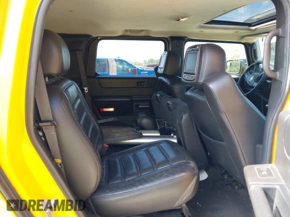 ✅ 2006 Hummer H2 • VIN: 5GRGN23U26H109997 • Лот: 42921198. Опубликован ранее на IAAI с пробегом 121 308 миль. Бесплатный доступ к архиву аукционных продаж из США и подробный отчёт об истории автомобиля на DreamBid. Изображение 8.