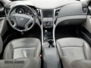 ✅ 2012 Hyundai Sonata Limited • VIN: 5NPEC4AB4CH480703 • Lot: 73970884. Listed on Copart with 152,971 mi. Free auction sales archive from the USA and detailed vehicle history report at DreamBid. Image 8.