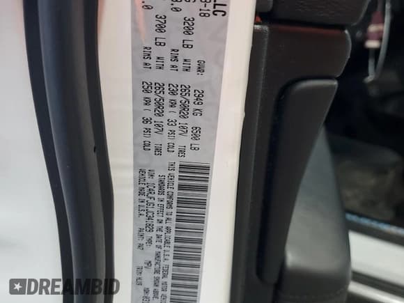 ✅ 2018 Jeep Grand Cherokee Summit • VIN: 1C4RJFJG1JC341829 • Lot: 49649045. Listed on Copart with 91,869 mi. Free auction sales archive from the USA and detailed vehicle history report at DreamBid. Image 15.