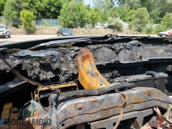 ✅ 2015 Dodge Charger Police • VIN: 2C3CDXAG9FH759583 • Lot: 60623215. Wystawiony na Copart z przebiegiem Nie podano. Bezpłatny archiwum sprzedaży aukcyjnych z USA i szczegółowy raport historii pojazdu na DreamBid. Zdjęcie 9.