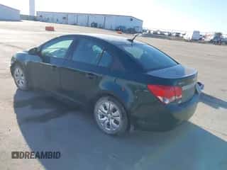 ✅ 2014 Chevrolet Cruze LS • VIN: 1G1PA5SH7E7211103 • Lot: 41715293. Wystawiony na IAAI z przebiegiem 118 915 mil mil. Skorzystaj z bezpłatnego archiwum sprzedaży aukcyjnych z USA i zobacz szczegółowy raport historii pojazdu na DreamBid. Zdjęcie 3.