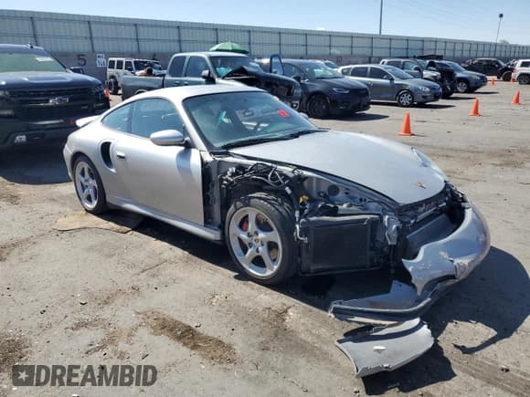 ✅ 2001 Porsche 911 Carrera S • VIN: WP0AB29921S687175 • Lot: 63208745. Wystawiony na Copart z przebiegiem Nie podano. Bezpłatny archiwum sprzedaży aukcyjnych z USA i szczegółowy raport historii pojazdu na DreamBid. Zdjęcie 4.