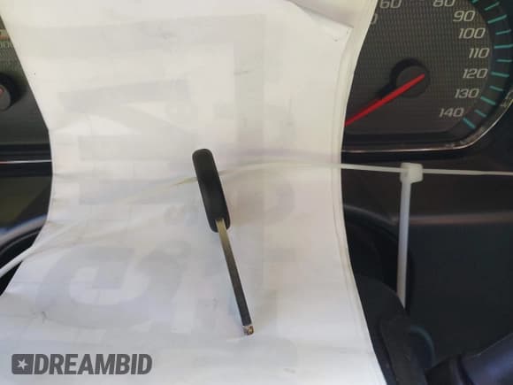 ✅ 2015 Chevrolet Silverado 1500 LT • VIN: 3GCUKREC6FG526267 • Lot: 43232003. Wystawiony na IAAI z przebiegiem 144 796 mil. Bezpłatny archiwum sprzedaży aukcyjnych z USA i szczegółowy raport historii pojazdu na DreamBid. Zdjęcie 11.