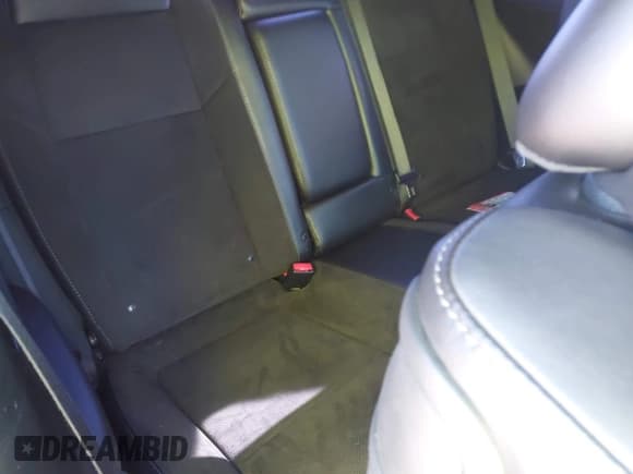 ✅ 2018 Dodge Challenger R/T Scat Pack • VIN: 2C3CDZFJ7JH131692 • Lot: 43571256. Listed on IAAI with 88,166 mi. Free auction sales archive from the USA and detailed vehicle history report at DreamBid. Image 8.