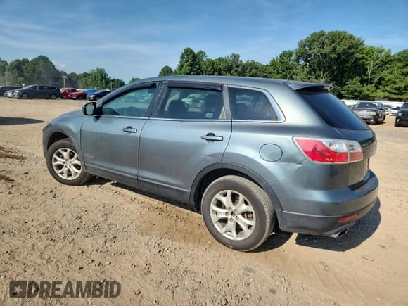 ✅ 2011 Mazda CX-9 Sport • VIN: JM3TB3BV0B0307115 • Lot: 64019015. Wystawiony na Copart z przebiegiem 243 126 mil. Bezpłatny archiwum sprzedaży aukcyjnych z USA i szczegółowy raport historii pojazdu na DreamBid. Zdjęcie 2.