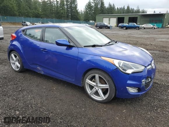 ✅ 2012 Hyundai Veloster w/Red Int • VIN: KMHTC6AD6CU063489 • Lot: 42565815. Wystawiony na Copart z przebiegiem 119 560 mil. Bezpłatny archiwum sprzedaży aukcyjnych z USA i szczegółowy raport historii pojazdu na DreamBid. Zdjęcie 4.