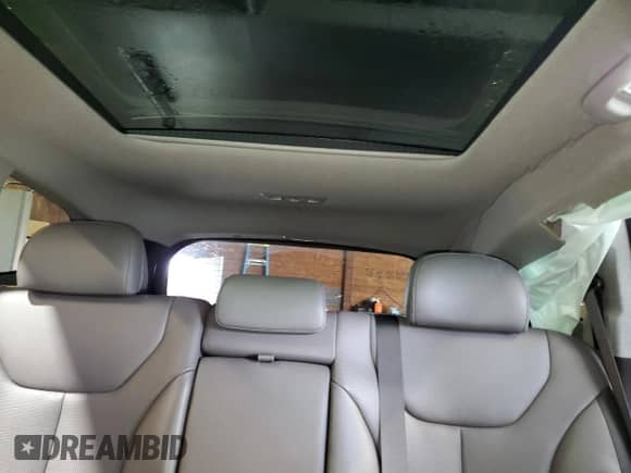 2019 Hyundai Santa Fe Limited с VIN 5NMS5CAA3KH120333, выставлен на аукционе Copart как лот 84250895 с пробегом 69 679 миль миль и Списание • Salvage title. История ставок и продаж доступна на DreamBid. Изображение 10.