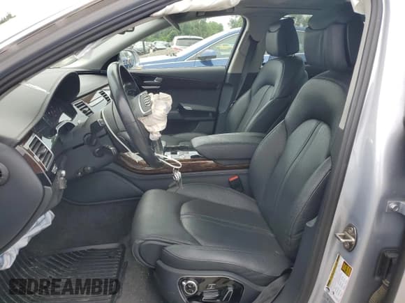 ✅ 2018 Audi A8 • VIN: WAU44AFD8JN000691 • Lot: 66694105. Wystawiony na Copart z przebiegiem Nie podano. Bezpłatny archiwum sprzedaży aukcyjnych z USA i szczegółowy raport historii pojazdu na DreamBid. Zdjęcie 7.