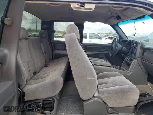 ✅ 2007 Chevrolet Silverado 1500 LT1 • VIN: 1GCEC19T97Z116027 • Лот: 48741155. Опубликован ранее на Copart с пробегом 163 533 миль. Бесплатный доступ к архиву аукционных продаж из США и подробный отчёт об истории автомобиля на DreamBid. Изображение 10.