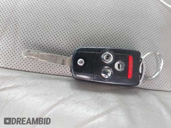 ✅ 2011 Acura MDX Advance • VIN: 2HNYD2H57BH543762 • Лот: 42497914. Опубликован ранее на IAAI с пробегом 122 858 миль. Бесплатный доступ к архиву аукционных продаж из США и подробный отчёт об истории автомобиля на DreamBid. Изображение 11.