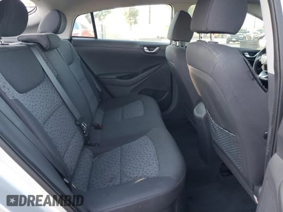 ✅ 2017 Hyundai Ioniq Blue • VIN: KMHC65LC1HU022409 • Lot: 82265615. Listed on Copart with 83,392 mi. Free auction sales archive from the USA and detailed vehicle history report at DreamBid. Image 10.