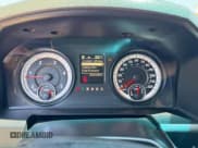 ✅ 2015 Ram 2500 Tradesman • VIN: 3C6UR5CL1FG628381 • Lot: 65833205. Wystawiony na Copart z przebiegiem 302 025 mil. Bezpłatny archiwum sprzedaży aukcyjnych z USA i szczegółowy raport historii pojazdu na DreamBid. Zdjęcie 8.