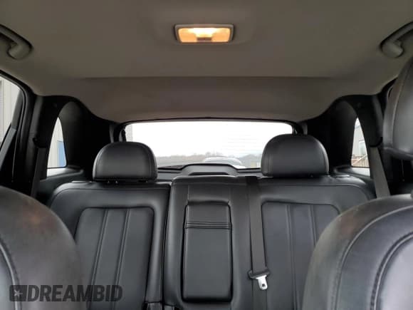 ✅ 2015 Chevrolet Captiva Sport LT • VIN: 3GNAL3EK7FS506196 • Lot: 48669425. Wystawiony na Copart z przebiegiem 112 133 mil. Bezpłatny archiwum sprzedaży aukcyjnych z USA i szczegółowy raport historii pojazdu na DreamBid. Zdjęcie 10.