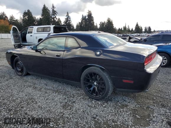 ✅ 2014 Dodge Challenger SXT • VIN: 2C3CDYAG2EH304448 • Lot: 76557494. Wystawiony na Copart z przebiegiem 153 271 mil. Bezpłatny archiwum sprzedaży aukcyjnych z USA i szczegółowy raport historii pojazdu na DreamBid. Zdjęcie 2.
