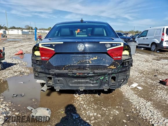 ✅ 2015 Volkswagen Passat SEL Premium • VIN: 1VWCV7A36FC065567 • Lot: 93974045. Listed on Copart with 101,484 mi. Free auction sales archive from the USA and detailed vehicle history report at DreamBid. Image 6.