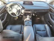 ✅ 2020 Mazda CX-30 Premium • VIN: 3MVDMBEM1LM129796 • Лот: 91221495. Опубликован ранее на Copart с пробегом 89 066 миль. Бесплатный доступ к архиву аукционных продаж из США и подробный отчёт об истории автомобиля на DreamBid. Изображение 8.