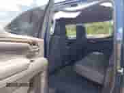 2023 Chevrolet Silverado 1500 LT z VIN 1GCUDDE81PZ193504, wystawiony jako IAAI lot #43079884 z przebiegiem 24 647 mil mil oraz . Historia ofert i sprzedaży dostępna na DreamBid. Obrazek 8.