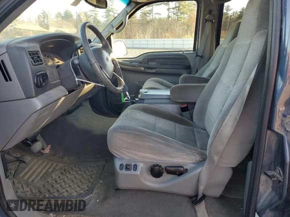 ✅ 2002 Ford Excursion XLT • VIN: 1FMNU41S72EA14478 • Lot: 78355124. Listed on Copart with 229,424 mi. Free auction sales archive from the USA and detailed vehicle history report at DreamBid. Image 7.