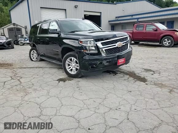 ✅ 2018 Chevrolet Suburban LT • VIN: 1GNSKHKC5JR210980 • Lot: 68180924. Wystawiony na Copart z przebiegiem 93 237 mil. Bezpłatny archiwum sprzedaży aukcyjnych z USA i szczegółowy raport historii pojazdu na DreamBid. Zdjęcie 11.
