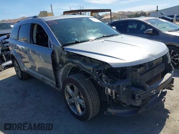 ✅ 2017 Dodge Journey Crossroad Plus • VIN: 3C4PDCGG2HT556574 • Lot: 42278240. Listed on IAAI with 174,124 mi. Free auction sales archive from the USA and detailed vehicle history report at DreamBid. Image 1.