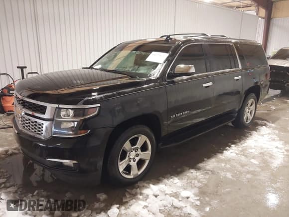 ✅ 2018 Chevrolet Suburban LS • VIN: 1GNSKGKC7JR107943 • Lot: 41127622. Listed on IAAI with 172,687 mi. Free auction sales archive from the USA and detailed vehicle history report at DreamBid. Image 2.