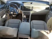 ✅ 2019 Volkswagen Atlas SE • VIN: 1V2UR2CA0KC579983 • Lot: 54599895. Listed on Copart with 99,552 mi. Free auction sales archive from the USA and detailed vehicle history report at DreamBid. Image 8.