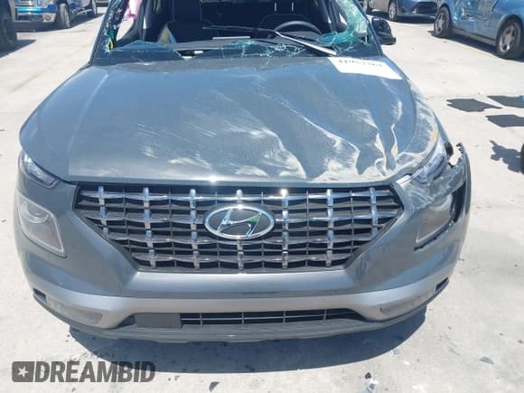 ✅ 2024 Hyundai Venue SEL • VIN: KMHRC8A32RU315387 • Lot: 41957361. Listed on IAAI with 5,303 mi. Free auction sales archive from the USA and detailed vehicle history report at DreamBid. Image 12.
