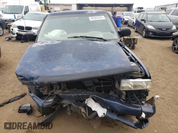 2000 Chevrolet S-10 LS с VIN 1GCDT19W9Y8133357, выставлен на аукционе Copart как лот 66585324 с пробегом 131 271 миль миль и Списание • Salvage title. История ставок и продаж доступна на DreamBid. Изображение 5.