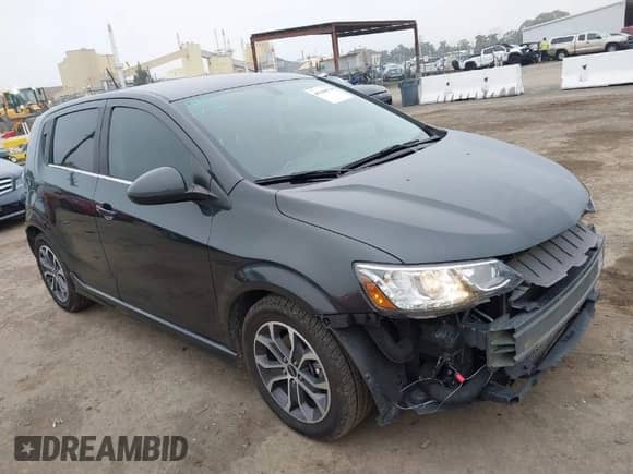 2020 Chevrolet Sonic LT с VIN 1G1JD6SB4L4105155, выставлен на аукционе IAAI как лот 41166074 с пробегом 47 279 миль миль и . История ставок и продаж доступна на DreamBid. Изображение 1.