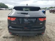 ✅ 2018 Jaguar F-Pace 30t Premium • VIN: SADCJ2GX9JA236929 • Лот: 69220925. Опубликован ранее на Copart с пробегом 145 259 миль. Бесплатный доступ к архиву аукционных продаж из США и подробный отчёт об истории автомобиля на DreamBid. Изображение 6.