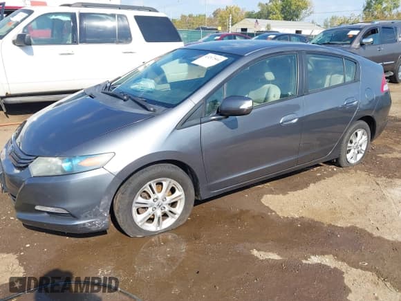 ✅ 2011 Honda Insight EX • VIN: JHMZE2H74BS005777 • Lot: 43217504. Wystawiony na IAAI z przebiegiem 211 541 mil. Bezpłatny archiwum sprzedaży aukcyjnych z USA i szczegółowy raport historii pojazdu na DreamBid. Zdjęcie 2.