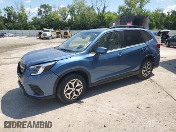 ✅ 2023 Subaru Forester Premium • VIN: JF2SKAEC4PH440439 • Lot: 59659654. Listed on Copart with 19,555 mi. Free auction sales archive from the USA and detailed vehicle history report at DreamBid. Image 1.