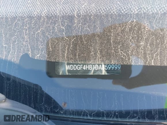 ✅ 2013 Mercedes-Benz C 250 Sport • VIN: WDDGF4HB1DA859999 • Lot: 43652859. Listed on IAAI with 161,584 mi. Free auction sales archive from the USA and detailed vehicle history report at DreamBid. Image 9.