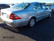 ✅ 2000 Mercedes-Benz S 320/430/500 • VIN: WDBNG70J7YA086494 • Лот: 43365650. Опубликован ранее на IAAI с пробегом 350 691 миль. Бесплатный доступ к архиву аукционных продаж из США и подробный отчёт об истории автомобиля на DreamBid. Изображение 4.