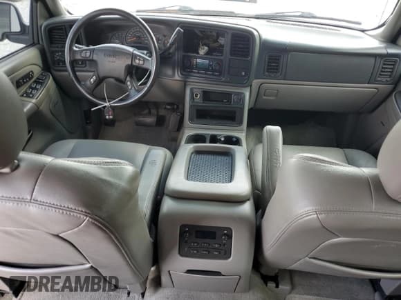 ✅ 2004 GMC Yukon XL SLT • VIN: 1GKEC16Z94J176915 • Lot: 60721435. Listed on Copart with Not provided. Free auction sales archive from the USA and detailed vehicle history report at DreamBid. Image 8.