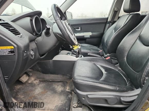 ✅ 2012 Kia Soul + • VIN: KNDJT2A65C7365313 • Lot: 92728055. Wystawiony na Copart z przebiegiem 123 119 mil. Bezpłatny archiwum sprzedaży aukcyjnych z USA i szczegółowy raport historii pojazdu na DreamBid. Zdjęcie 7.