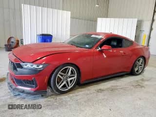 2024 Ford Mustang EcoBoost Premium с VIN 1FA6P8TH1R5126525, выставлен на аукционе Copart как лот 81888165 с пробегом Не указан миль и Списание • Salvage title. История ставок и продаж доступна на DreamBid. Изображение 1.