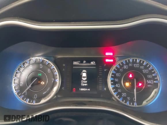 ✅ 2015 Chrysler 200 Limited • VIN: 1C3CCCAB6FN557890 • Lot: 43542900. Listed on IAAI with 168,624 mi. Free auction sales archive from the USA and detailed vehicle history report at DreamBid. Image 7.