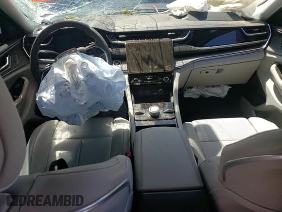 ✅ 2022 Jeep Grand Cherokee Overland • VIN: 1C4RJYD66N8716069 • Lot: 53186905. Listed on Copart with Not provided. Free auction sales archive from the USA and detailed vehicle history report at DreamBid. Image 8.